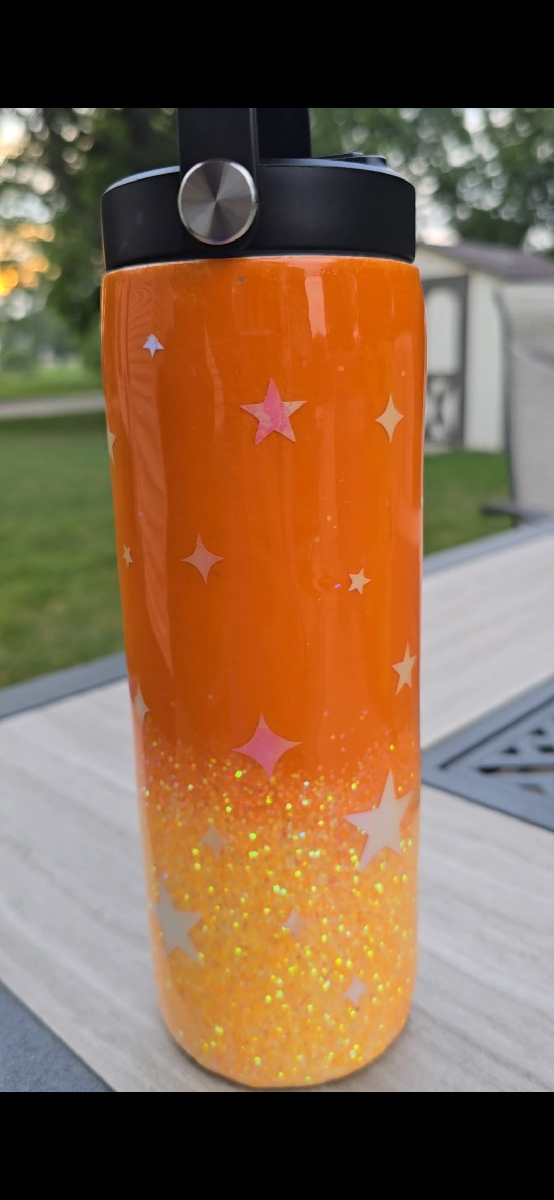 Silently Judging You Through My Glitter Lid – Tumbler