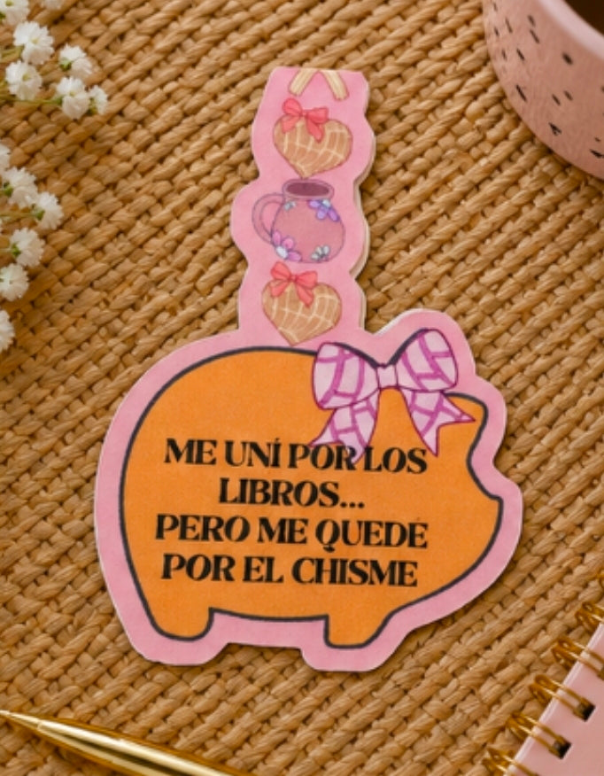 Me Uní por los Libros Pero Me Quedé por el Chisme | Separador Magnético | Puerquito Pan Dulce Mexicano