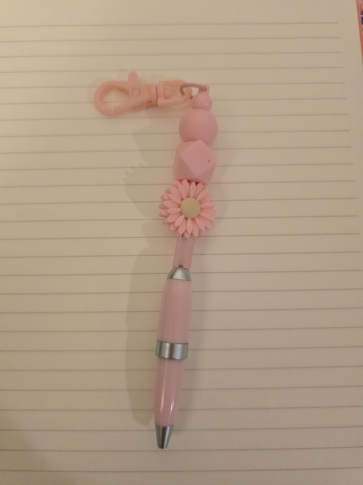 Clip-on Beaded Pen- Pink Daisy